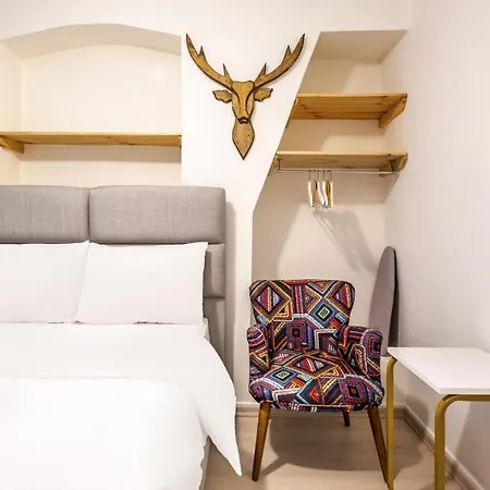 Cozy Studio Flat With Backyard In Sisli