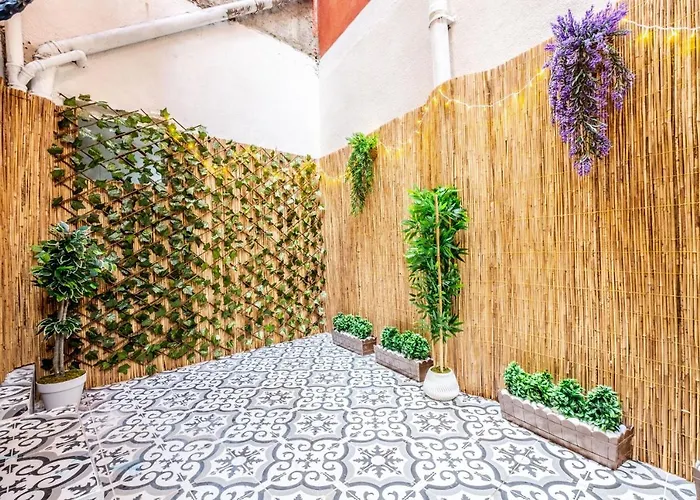 Appartement Cozy Studio Flat With Backyard In Sisli Istambul