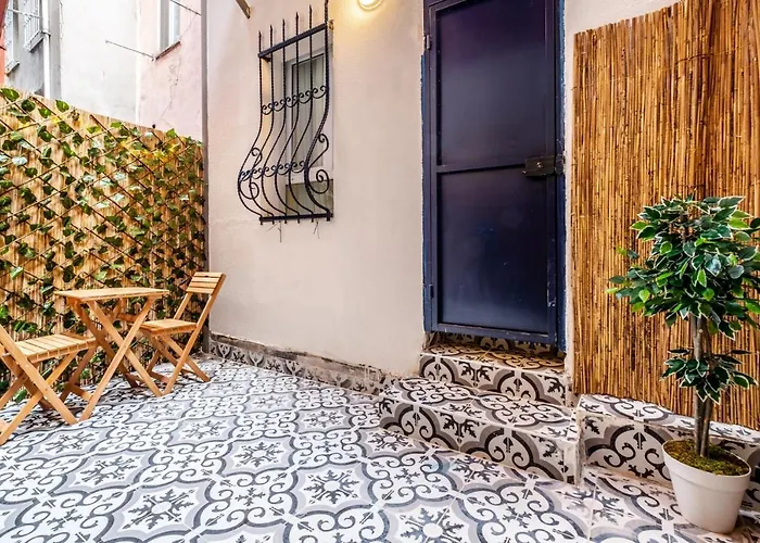 Cozy Studio Flat With Backyard In Sisli * Istambul